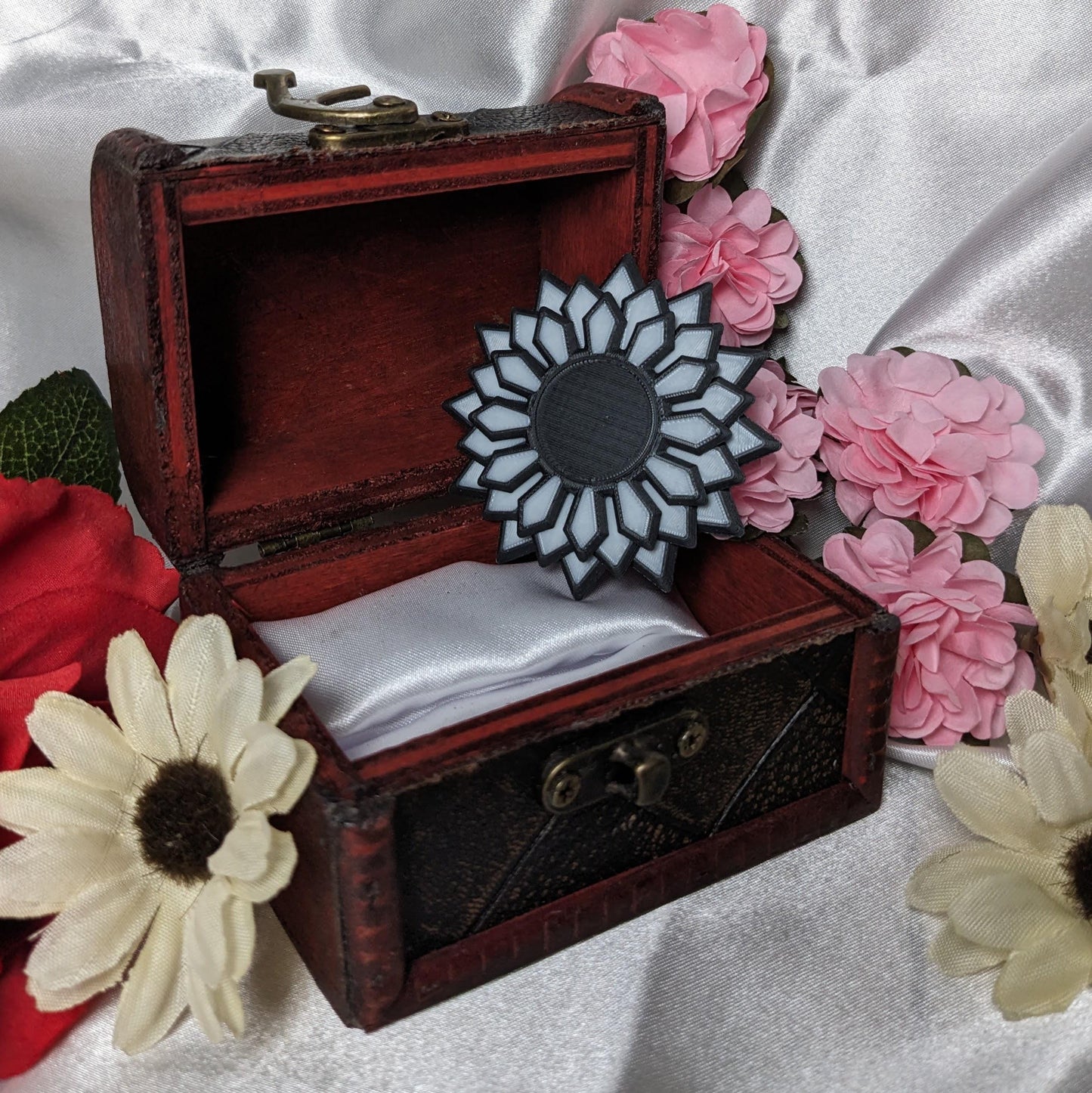 Prismatic Floral Clutch Pin | Flower Brooch Handcrafted Jewelry